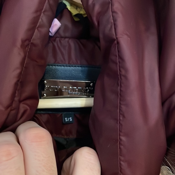 Sicily Italy belted parka excellent used condition dry cleaned - Picture 8 of 15